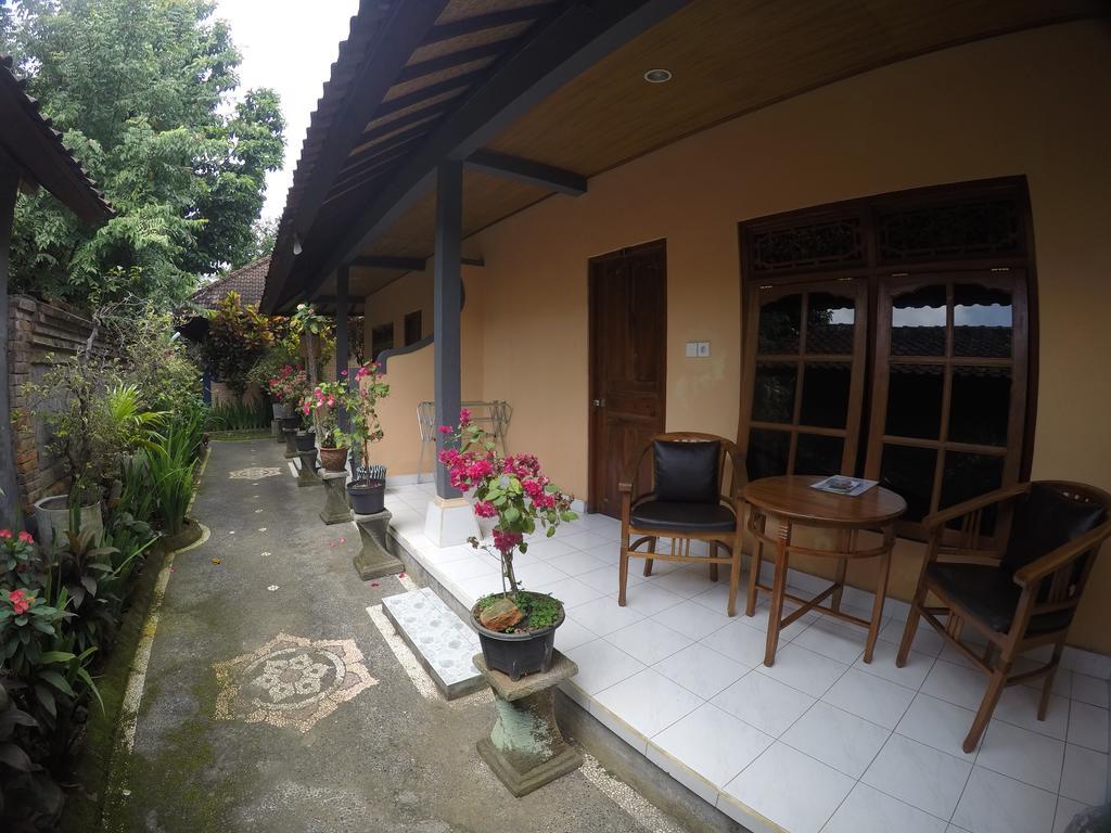 Eka'S Homestay อูบุด ภายนอก รูปภาพ