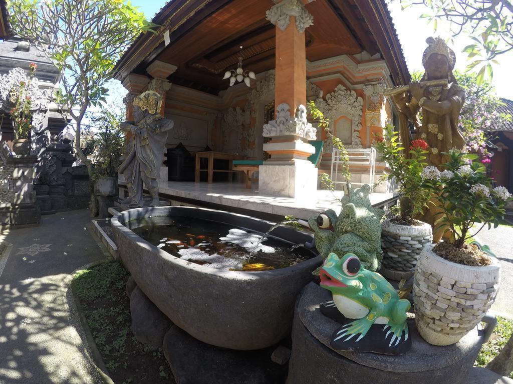 Eka'S Homestay อูบุด ภายนอก รูปภาพ